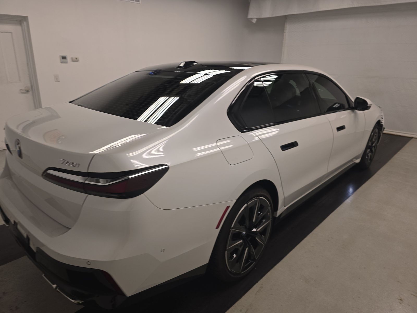 2023 BMW 7 Series 760i xDrive AWD