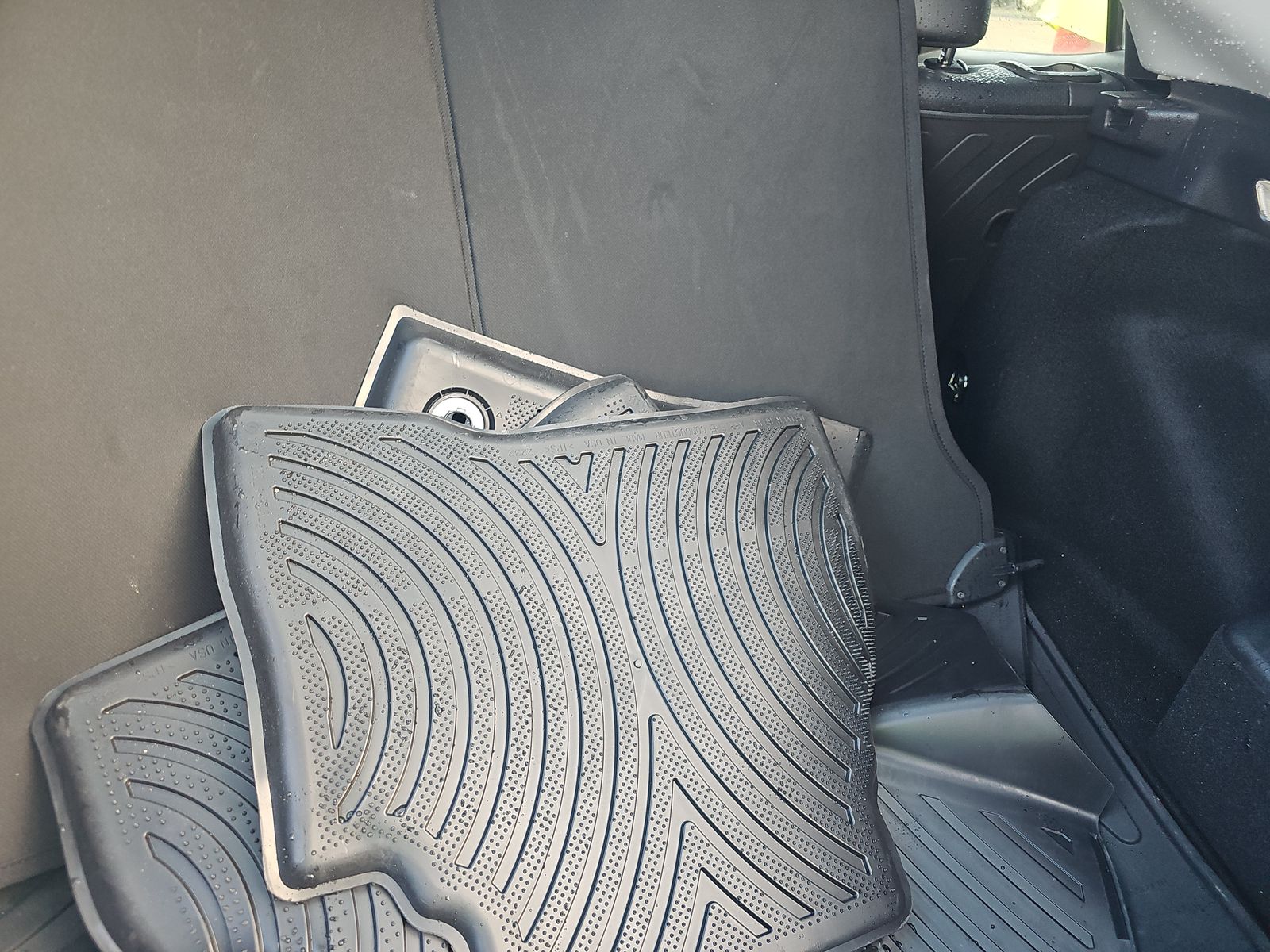 2025 Toyota Prius XLE FWD