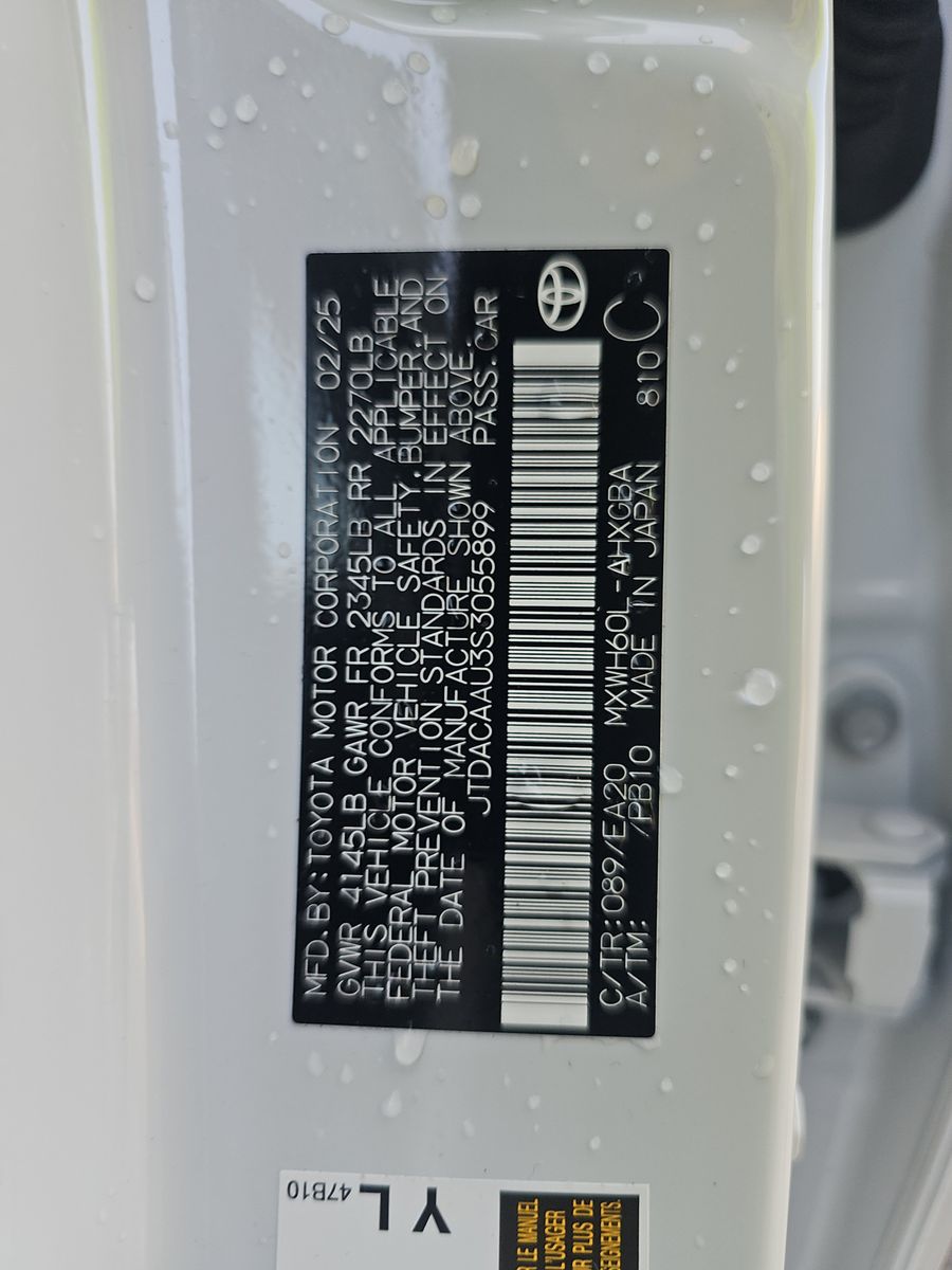 2025 Toyota Prius XLE FWD