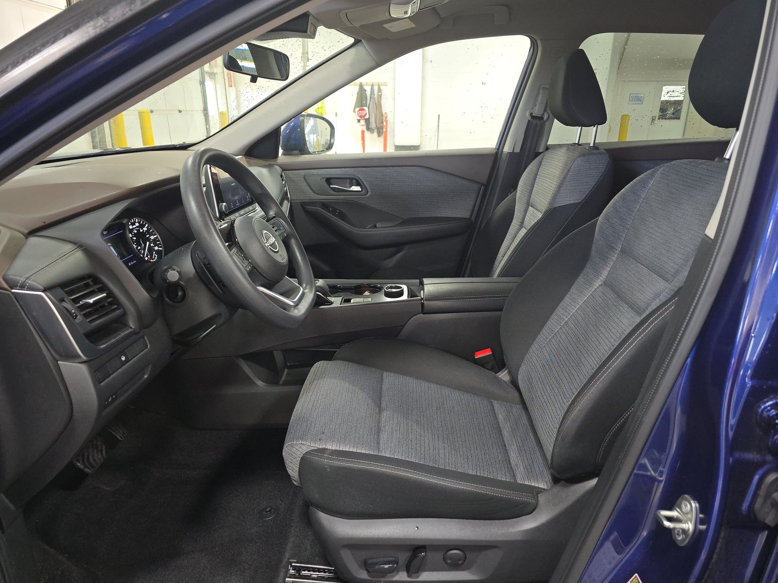 2023 Nissan Rogue SV AWD