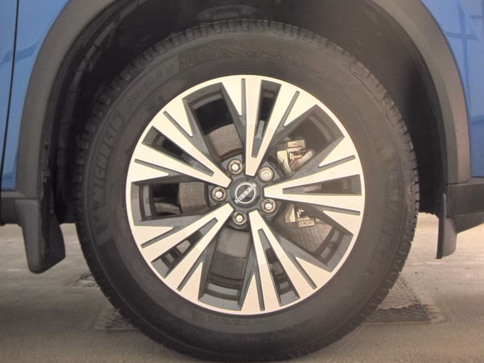 2023 Nissan Rogue SV AWD