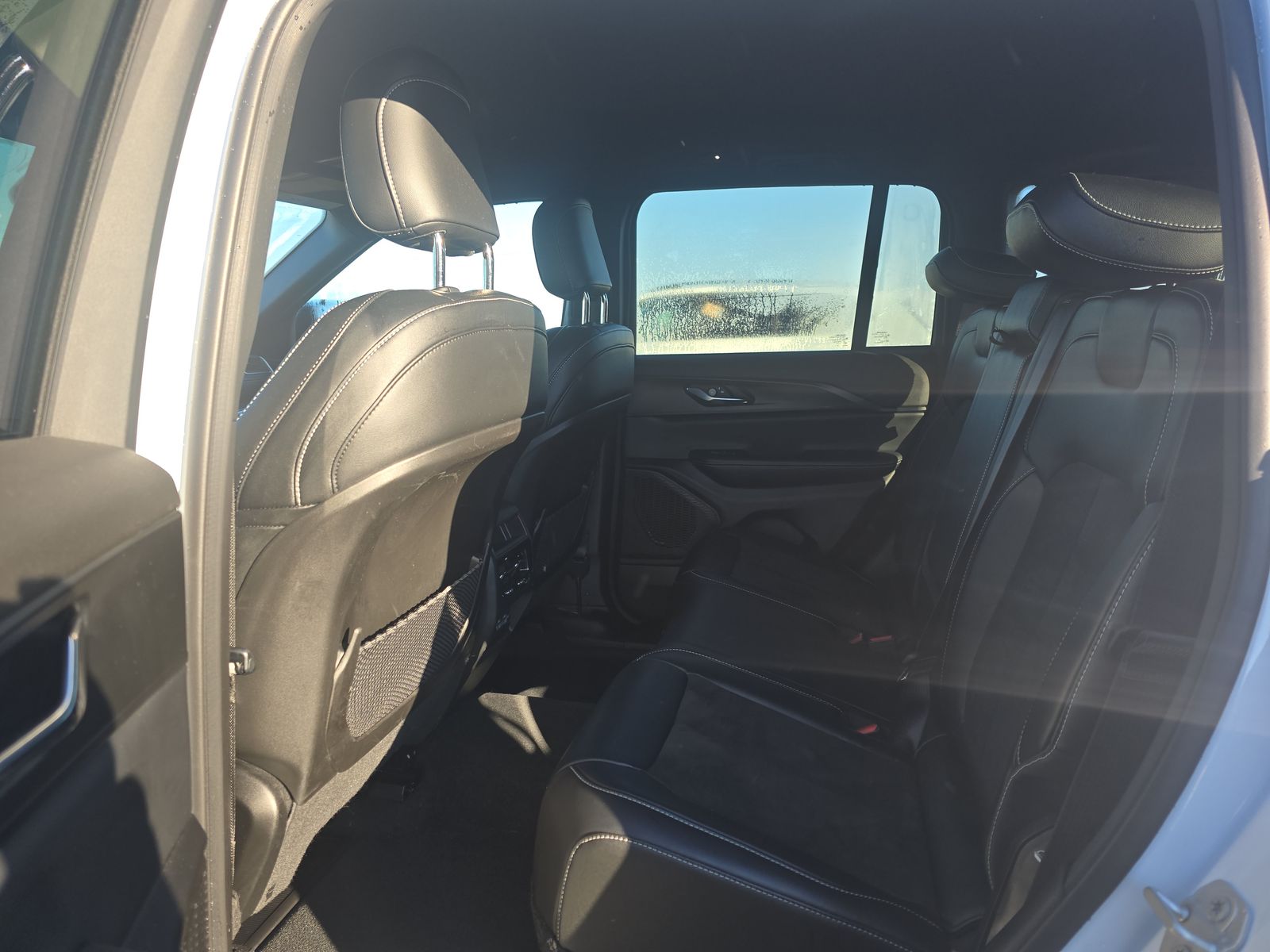 2024 Jeep Grand Cherokee Altitude RWD