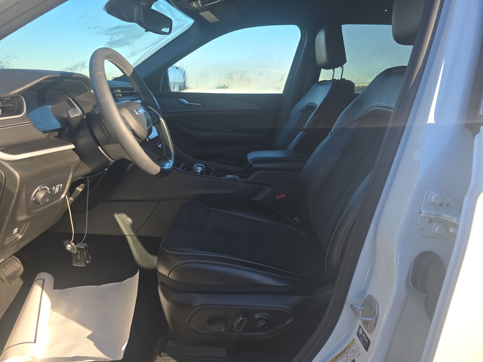 2024 Jeep Grand Cherokee Altitude RWD