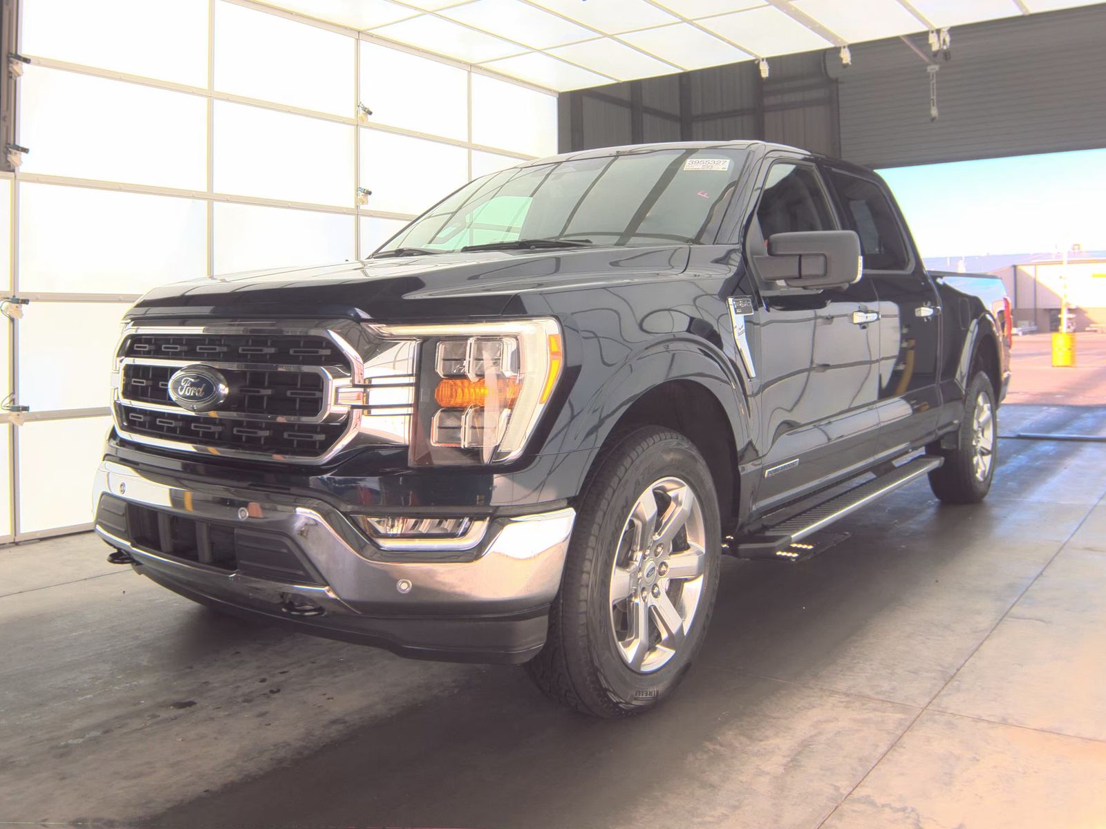2023 Ford F-150 Hybrid XLT AWD