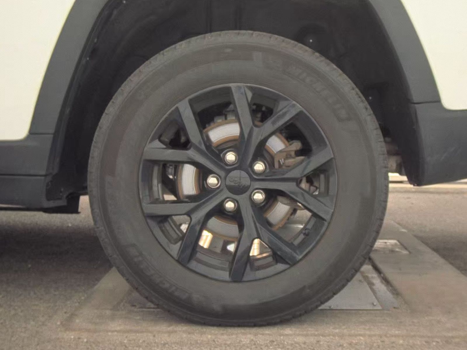 2024 Jeep Grand Cherokee Altitude RWD