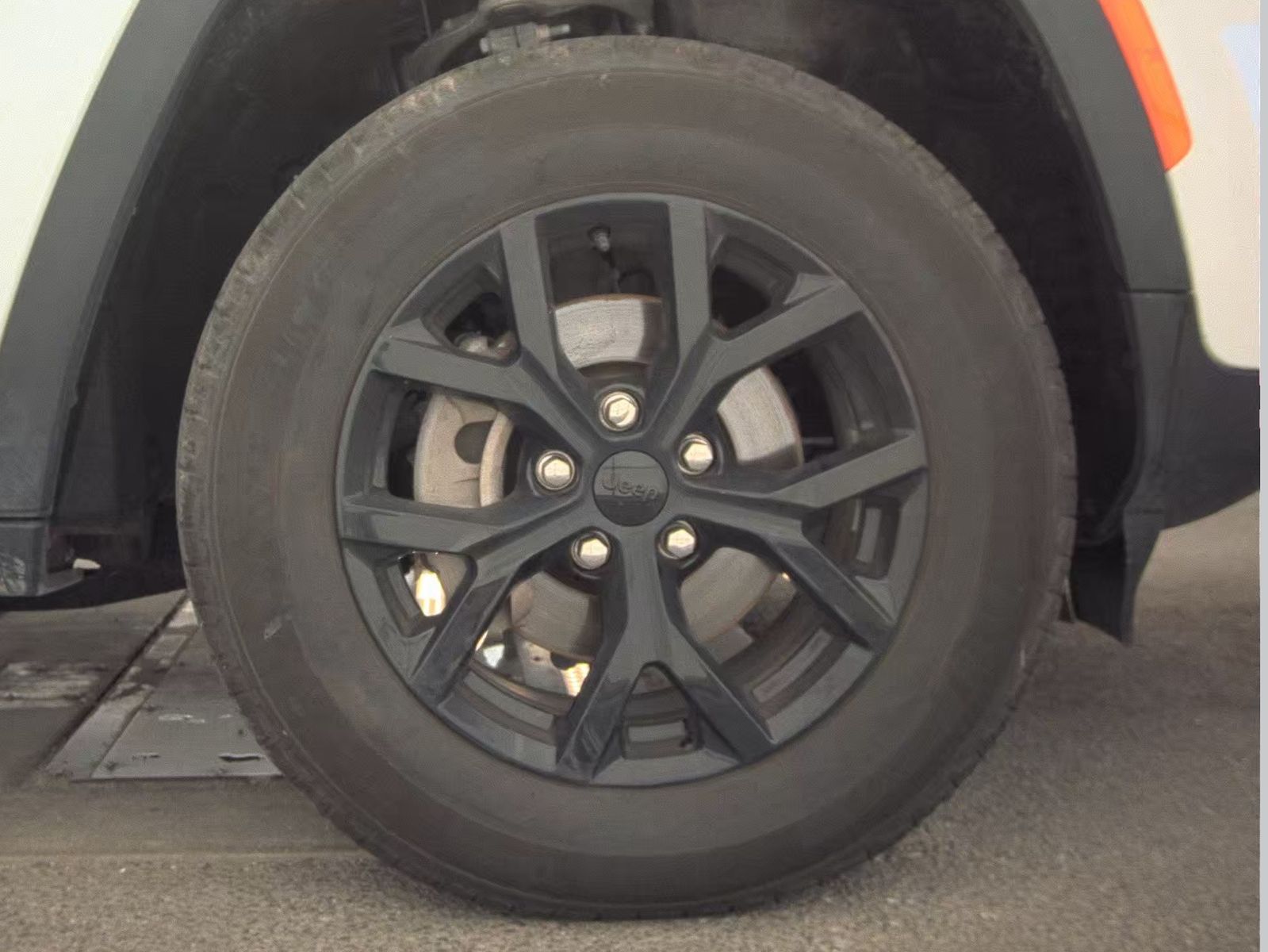 2024 Jeep Grand Cherokee Altitude RWD