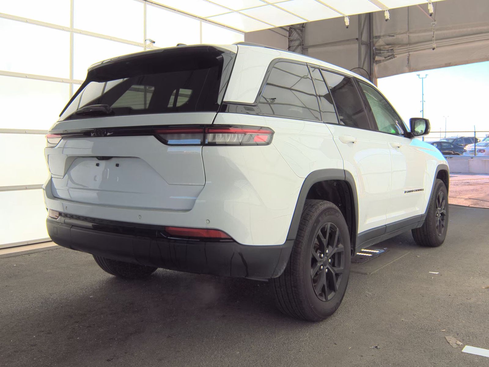 2024 Jeep Grand Cherokee Altitude RWD