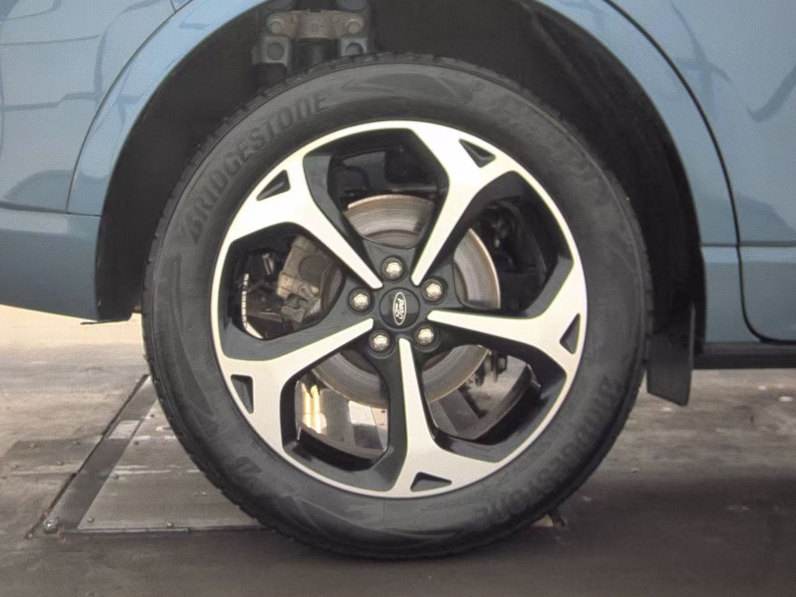 2023 Ford Escape ST-Line Select AWD