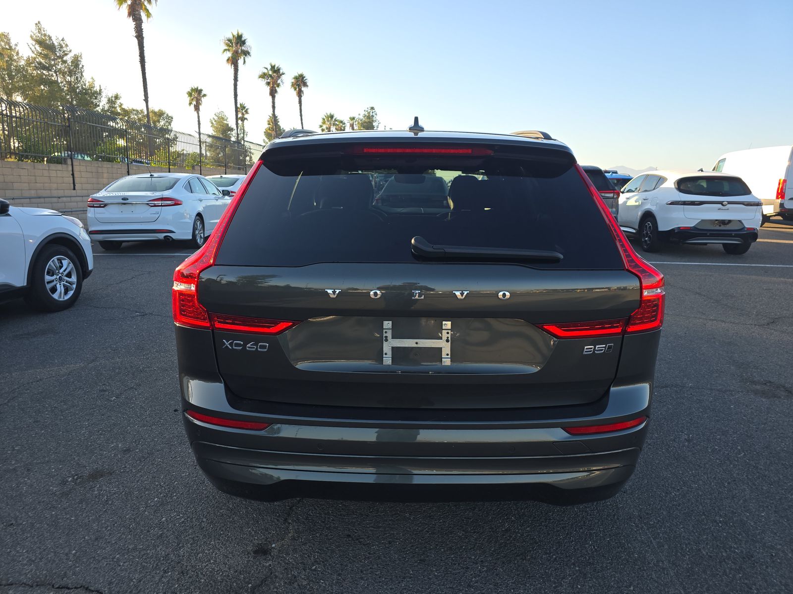 2022 Volvo XC60 B5 Momentum AWD