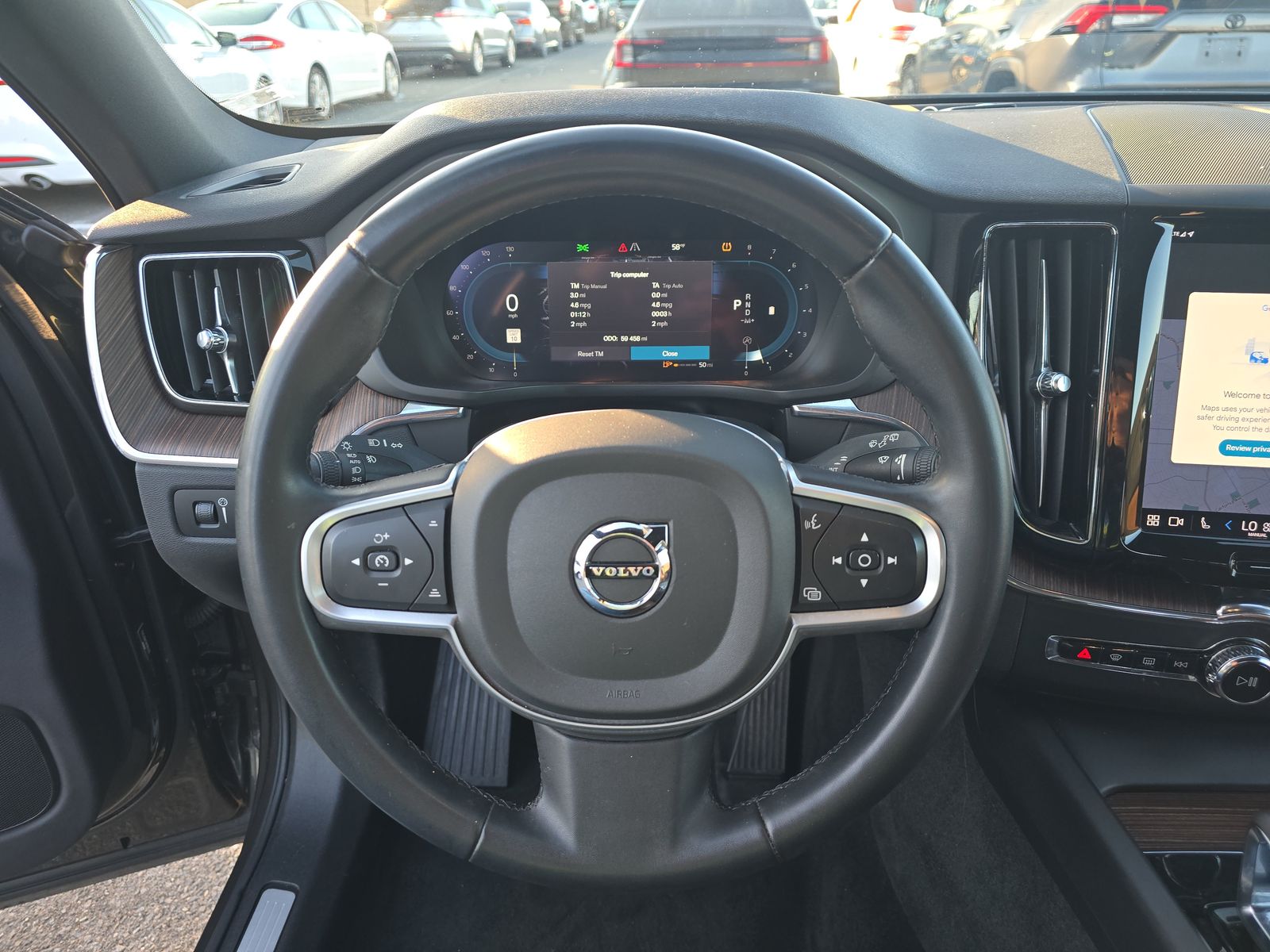 2022 Volvo XC60 B5 Momentum AWD