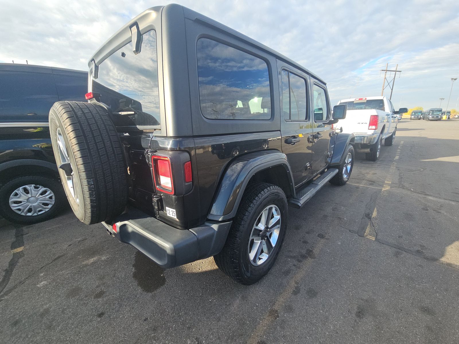 2022 Jeep Wrangler Unlimited Sahara AWD