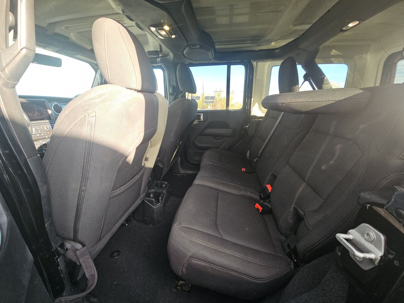 2022 Jeep Wrangler Unlimited Sahara AWD