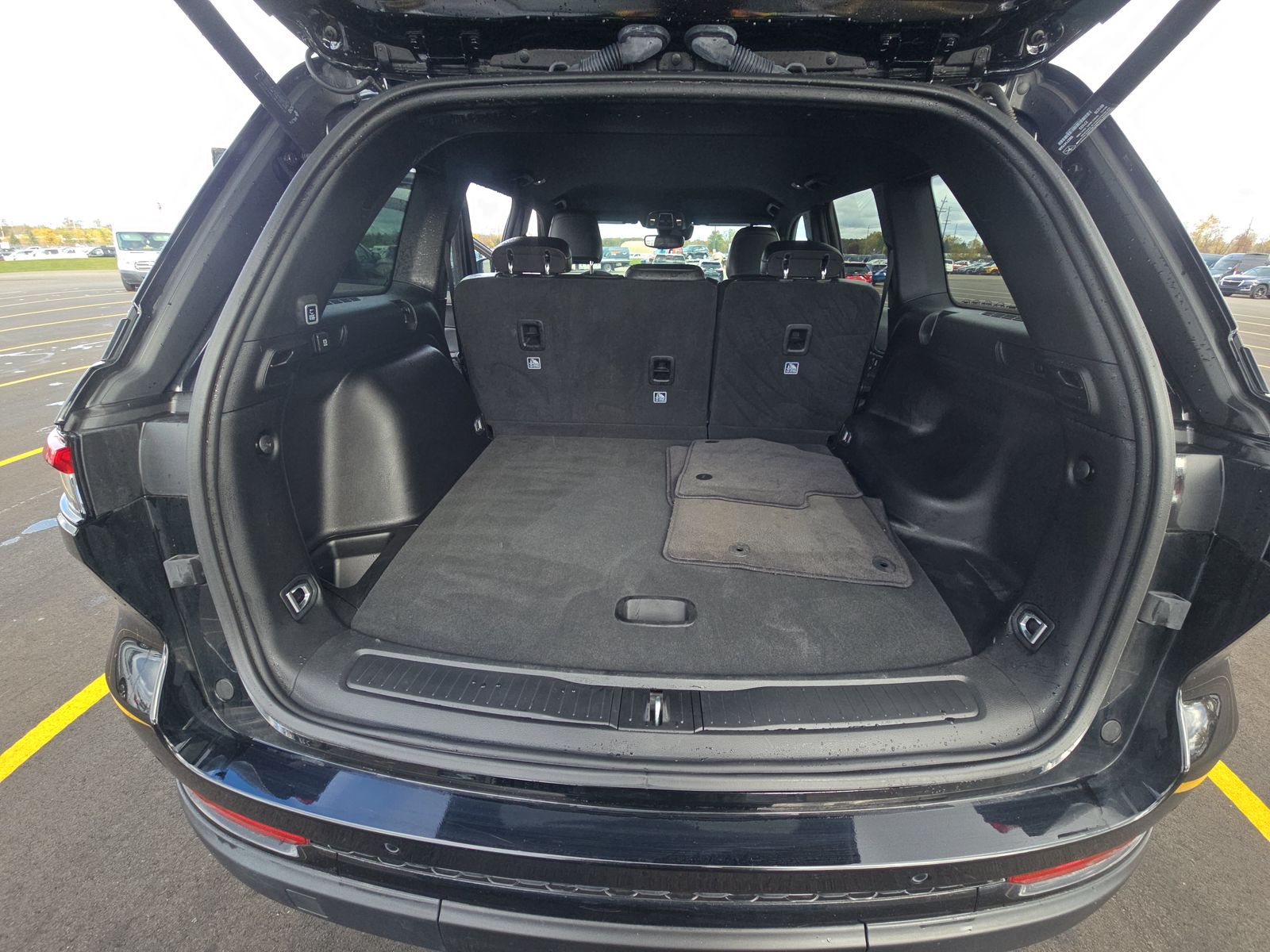 2024 Jeep Grand Cherokee Altitude AWD