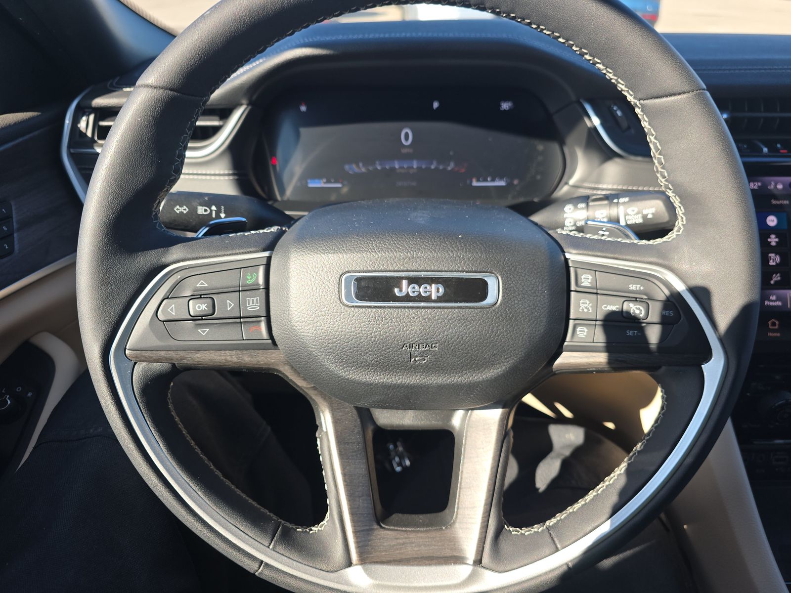 2024 Jeep Grand Cherokee Limited AWD