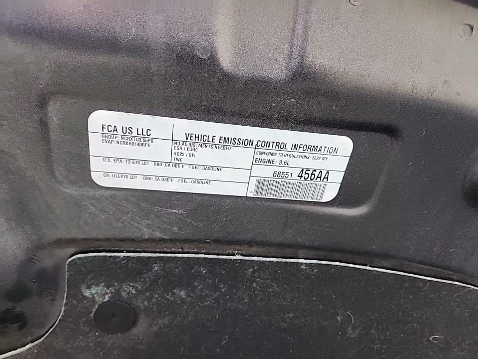 2022 Chrysler Pacifica Limited FWD