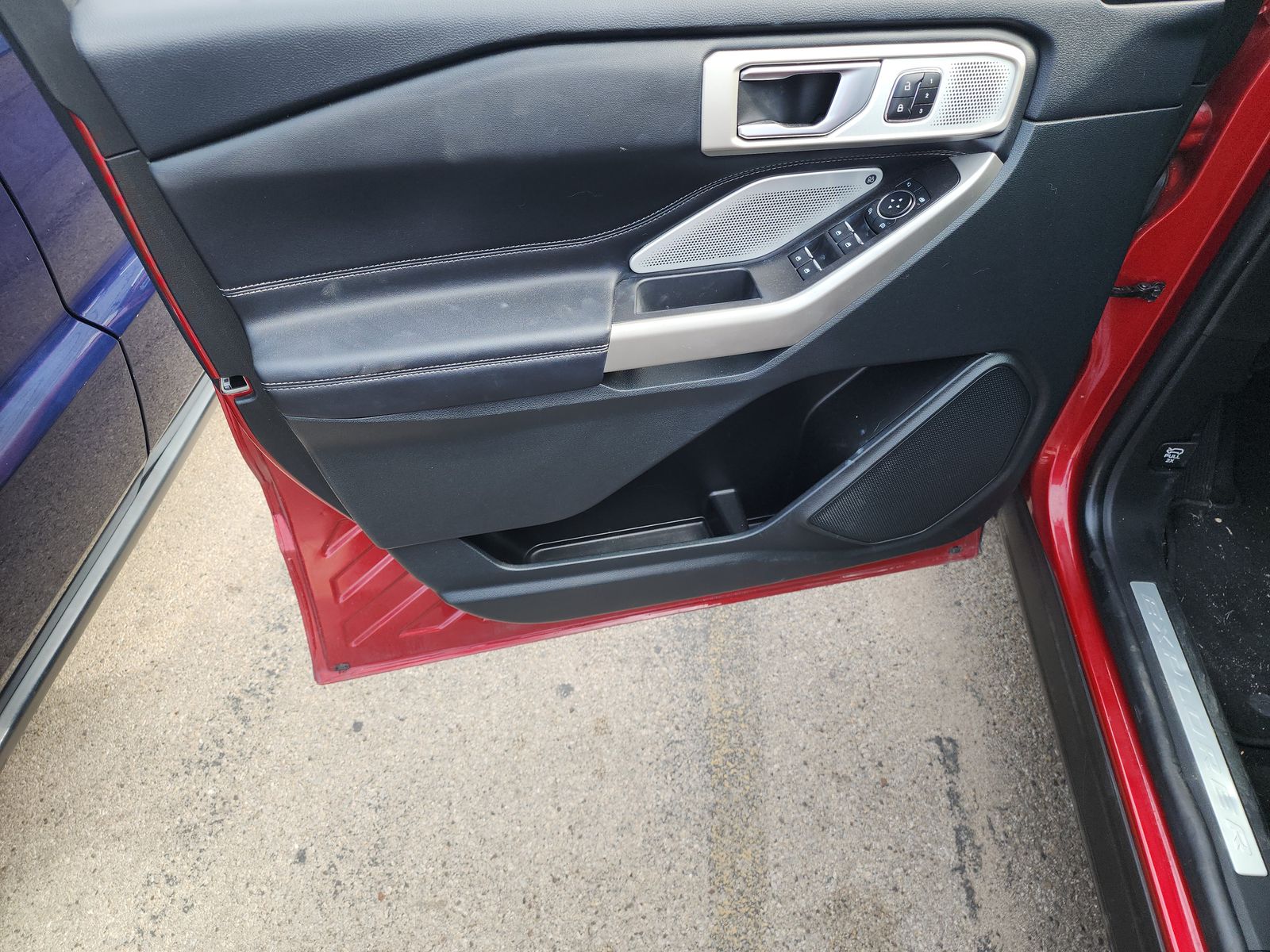 2023 Ford Explorer Limited FWD