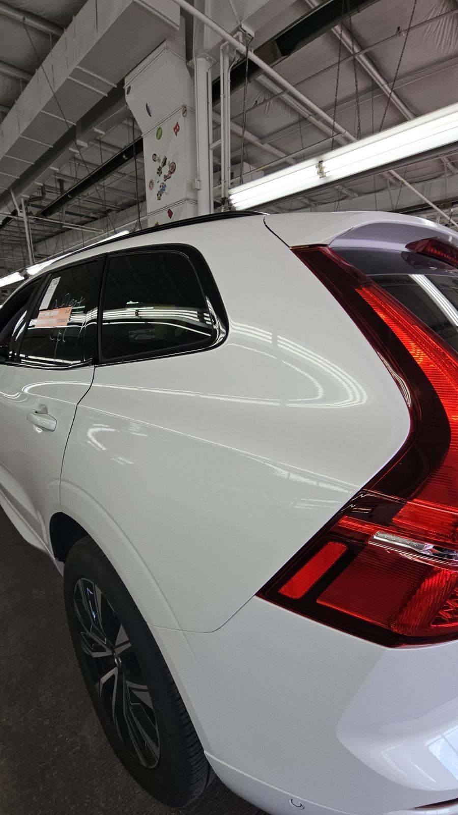 2025 Volvo XC60 B5 Plus AWD