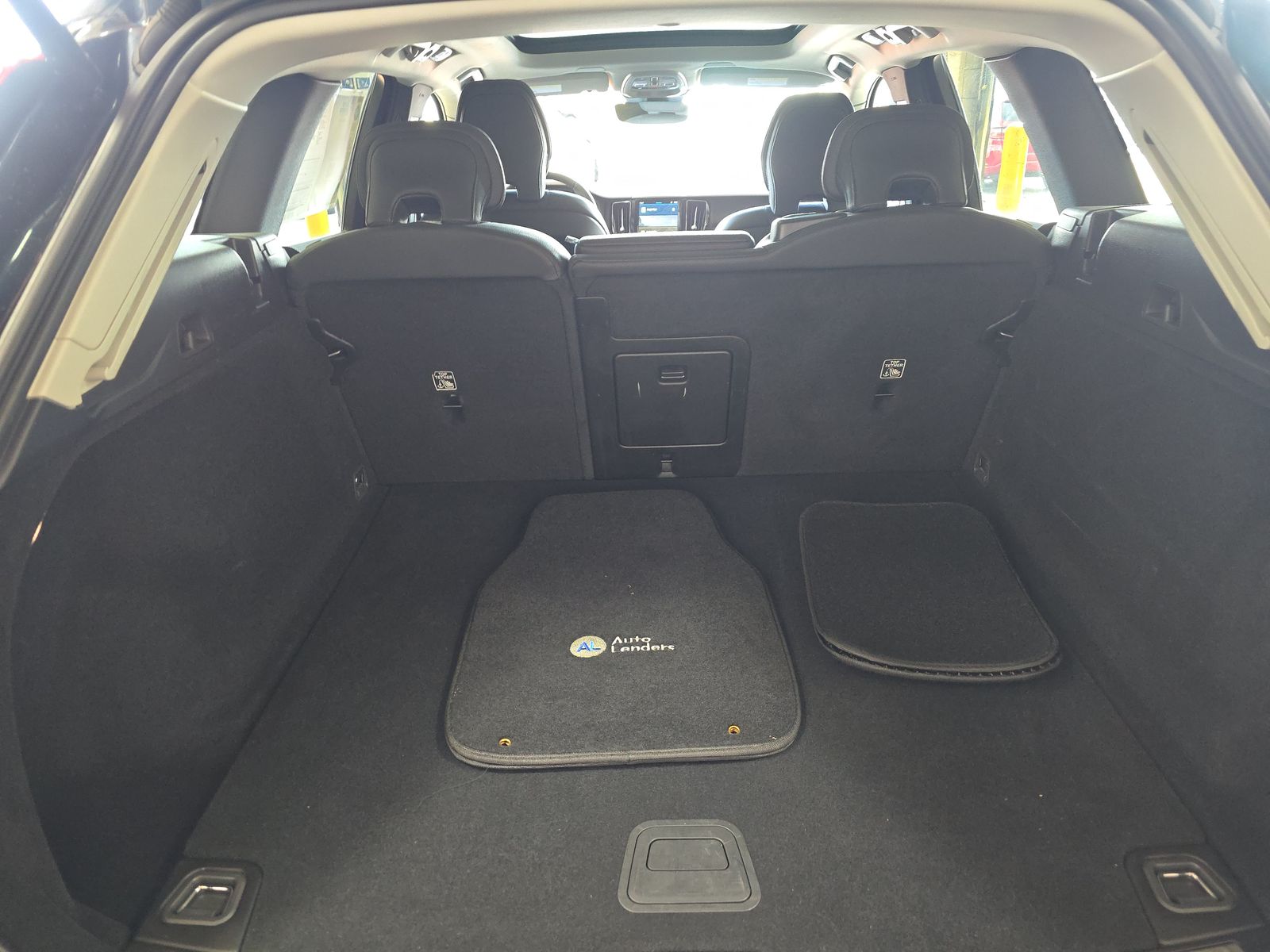 2024 Volvo XC60 B5 Plus AWD