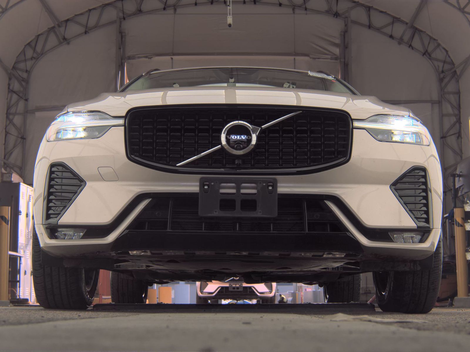 2025 Volvo XC60 B5 Plus AWD