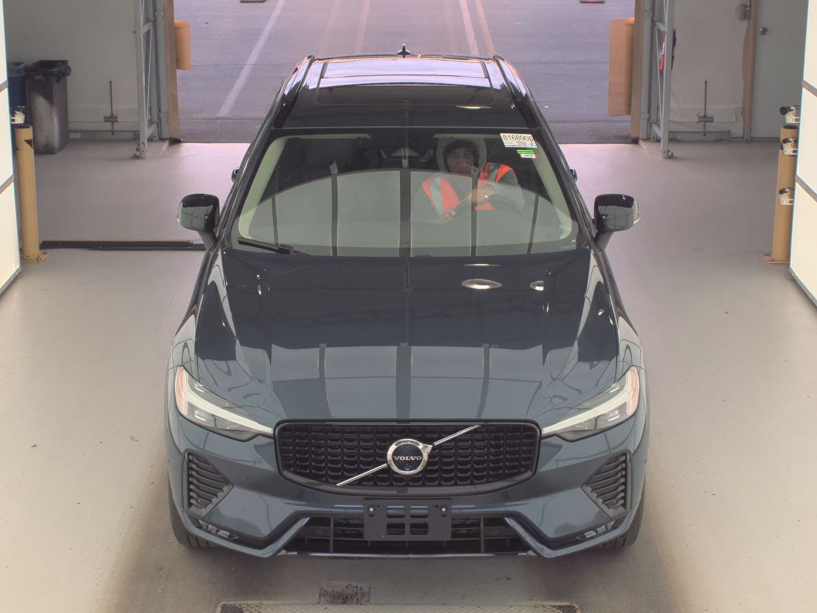 2024 Volvo XC60 B5 Plus AWD