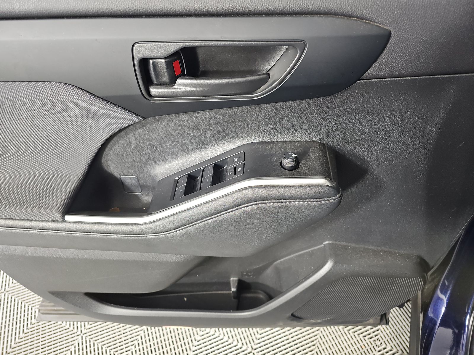 2024 Toyota Highlander LE AWD