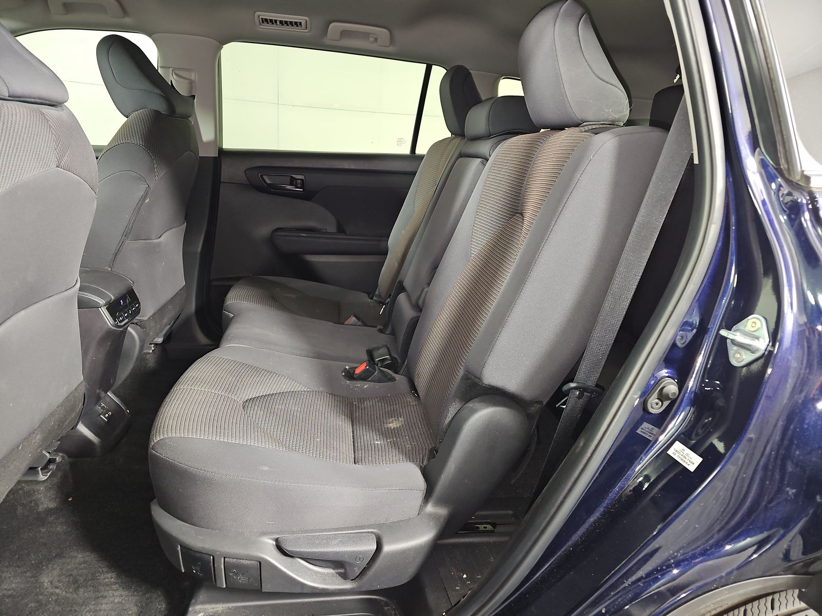 2024 Toyota Highlander LE AWD