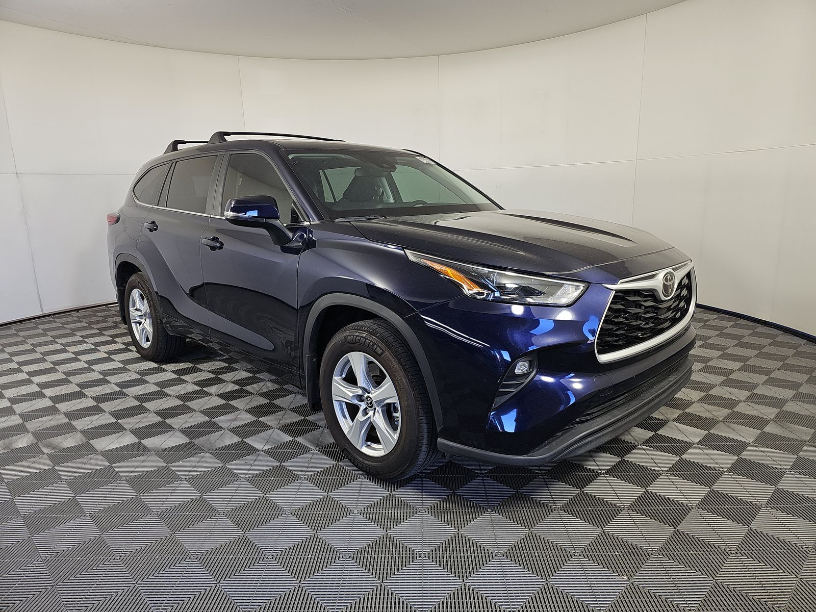 2024 Toyota Highlander LE AWD