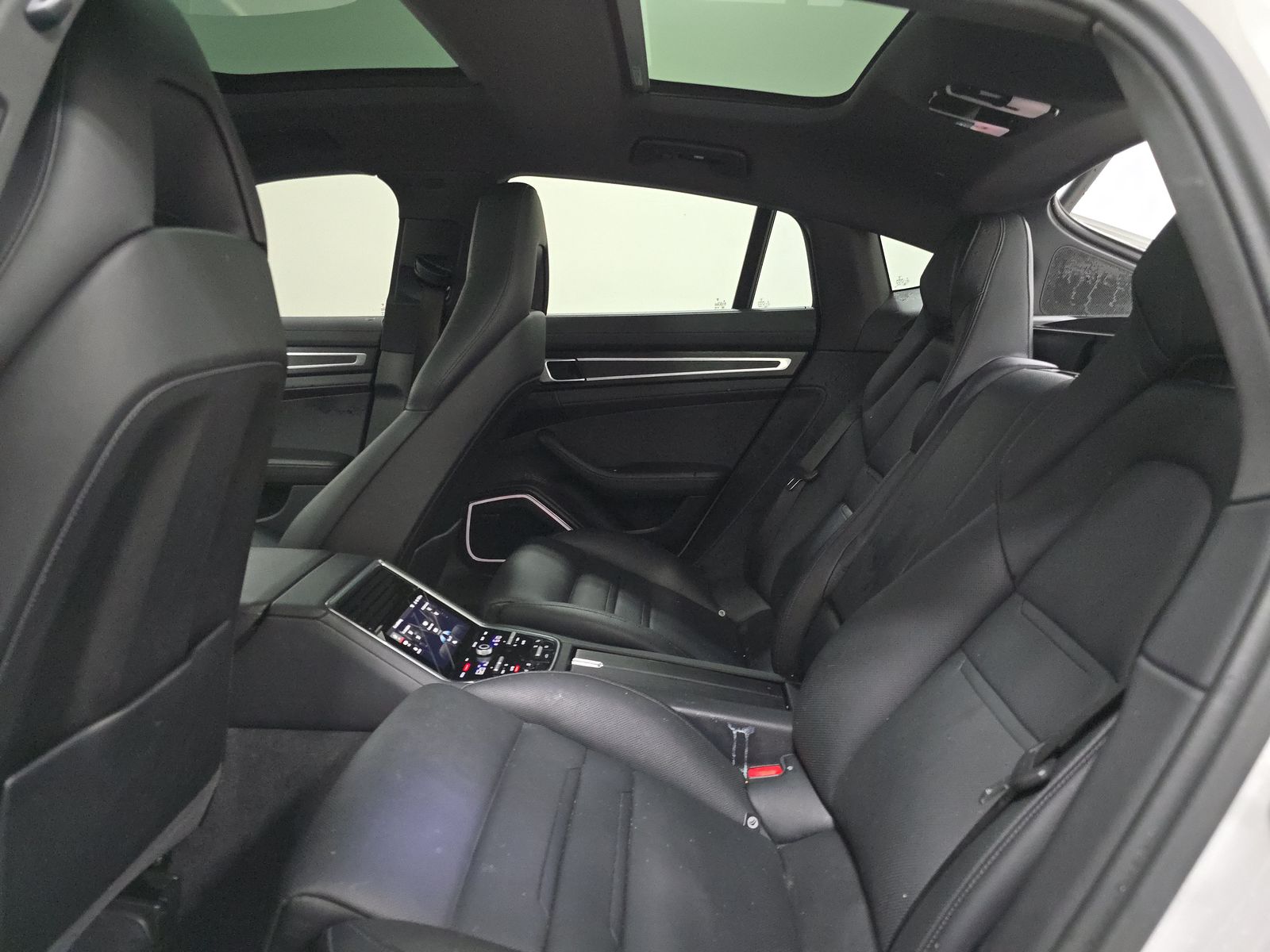 2023 Porsche Panamera 4 Platinum Edition AWD