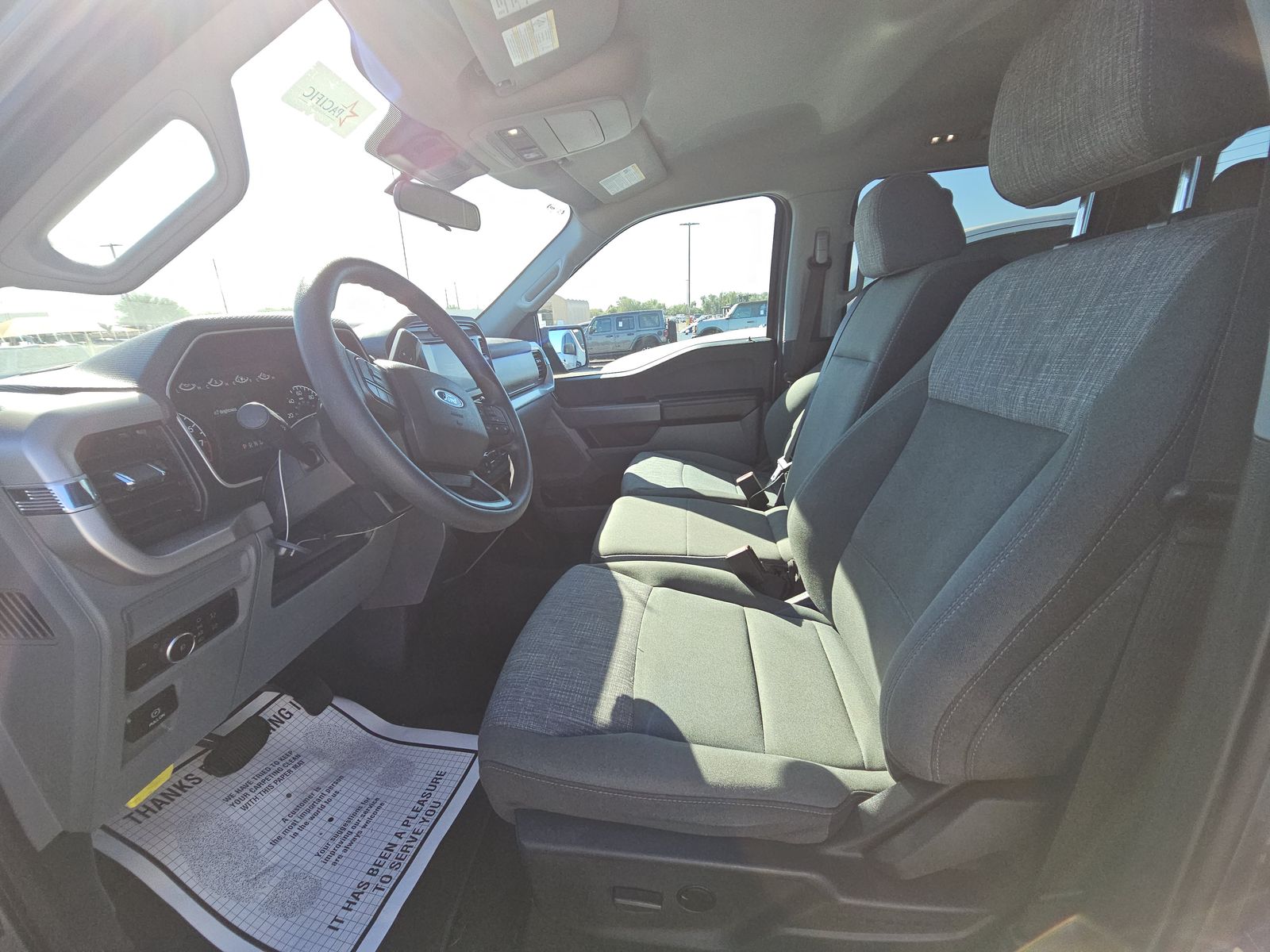 2023 Ford F-150 XLT RWD