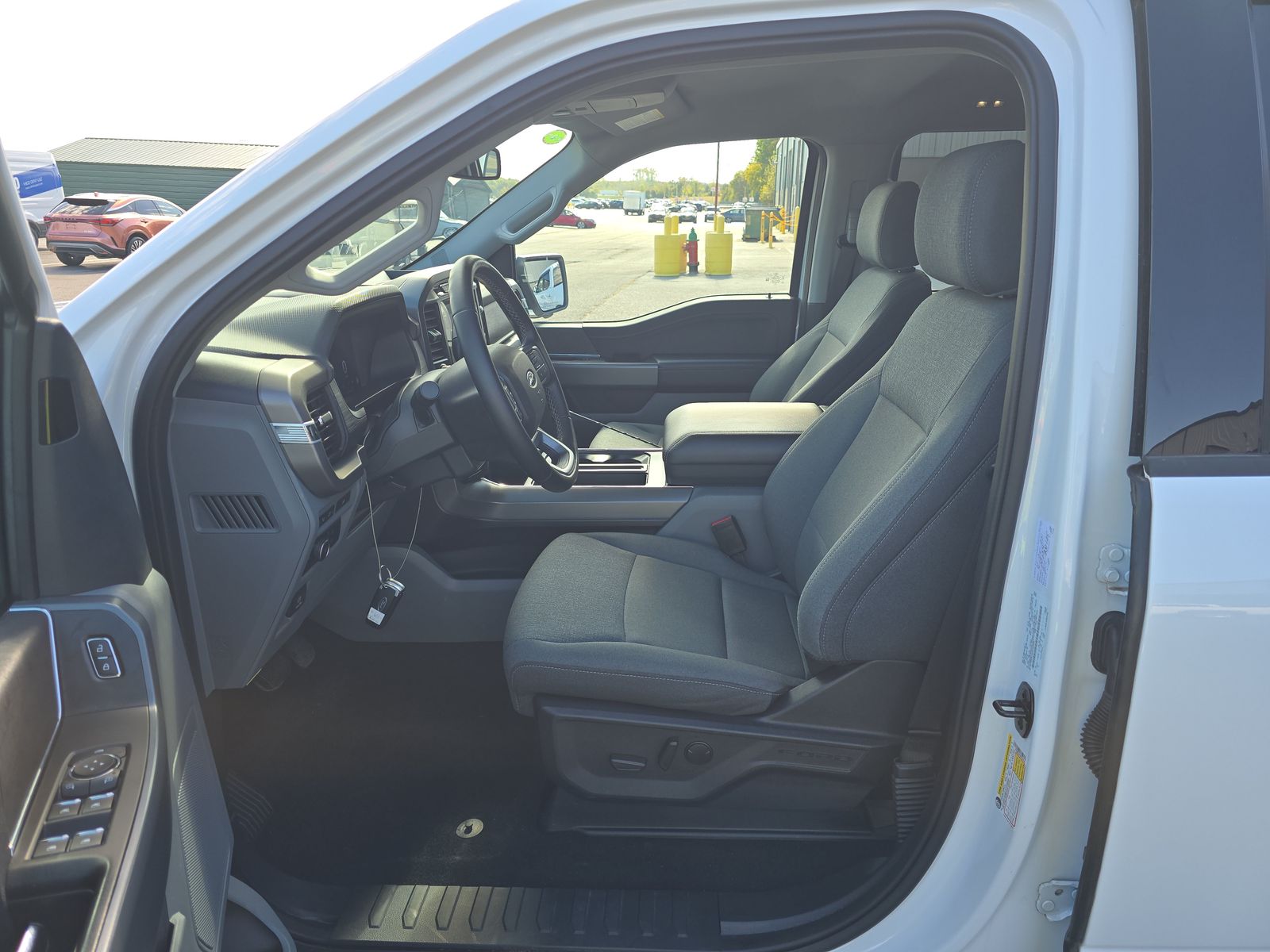 2024 Ford F-150 XLT AWD