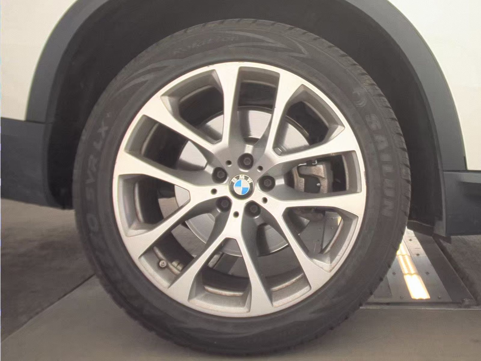 2024 BMW X5 xDrive40i AWD