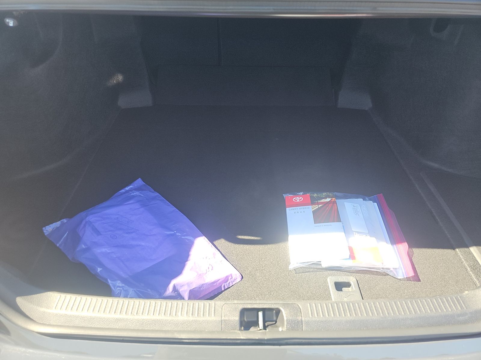 2025 Toyota Camry LE FWD