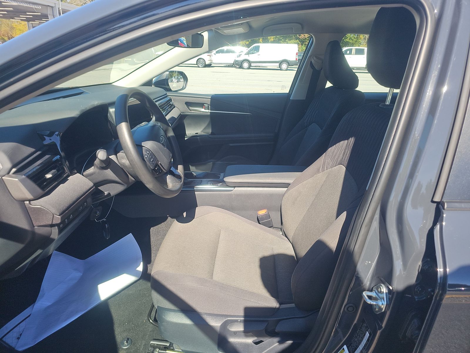 2025 Toyota Camry LE FWD