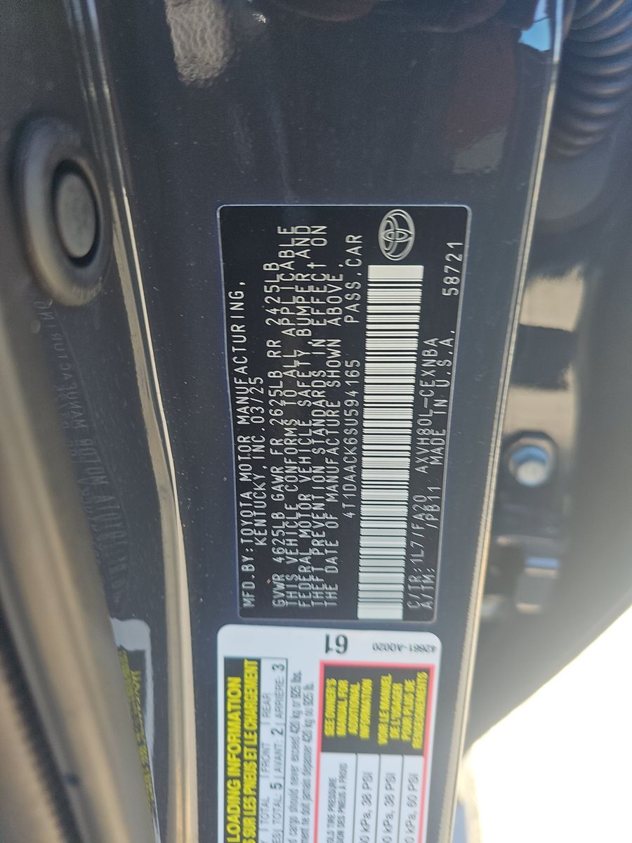 2025 Toyota Camry LE FWD