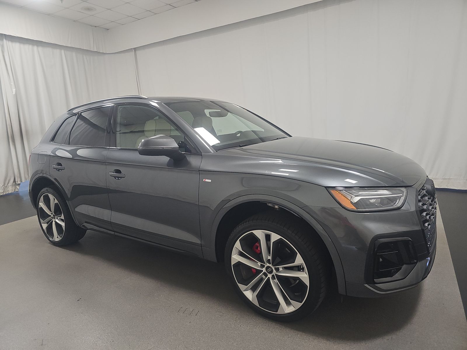 2025 Audi Q5 Premium Plus AWD