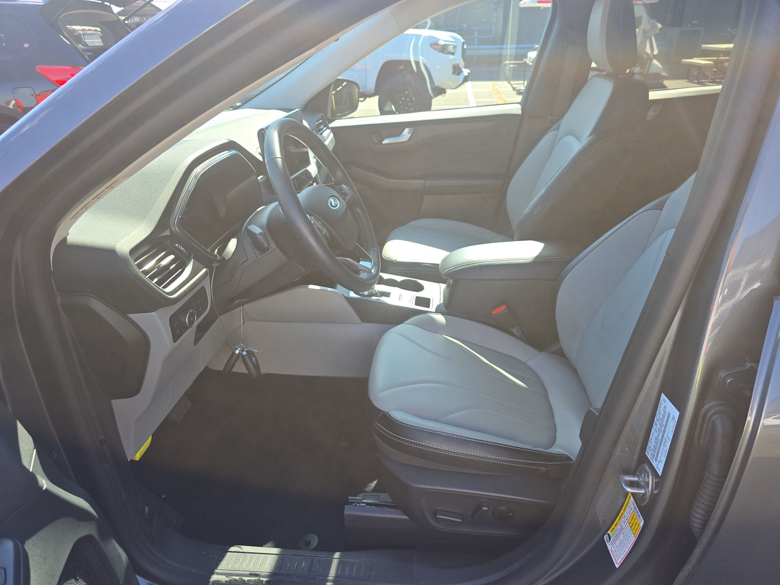 2025 Ford Escape Hybrid Platinum AWD