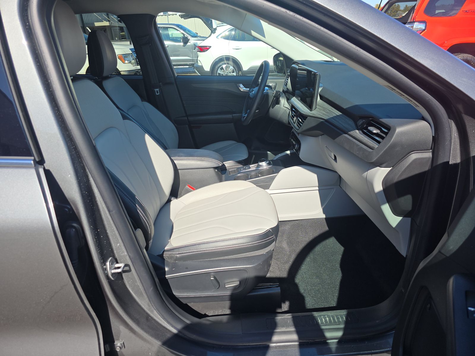 2025 Ford Escape Hybrid Platinum AWD