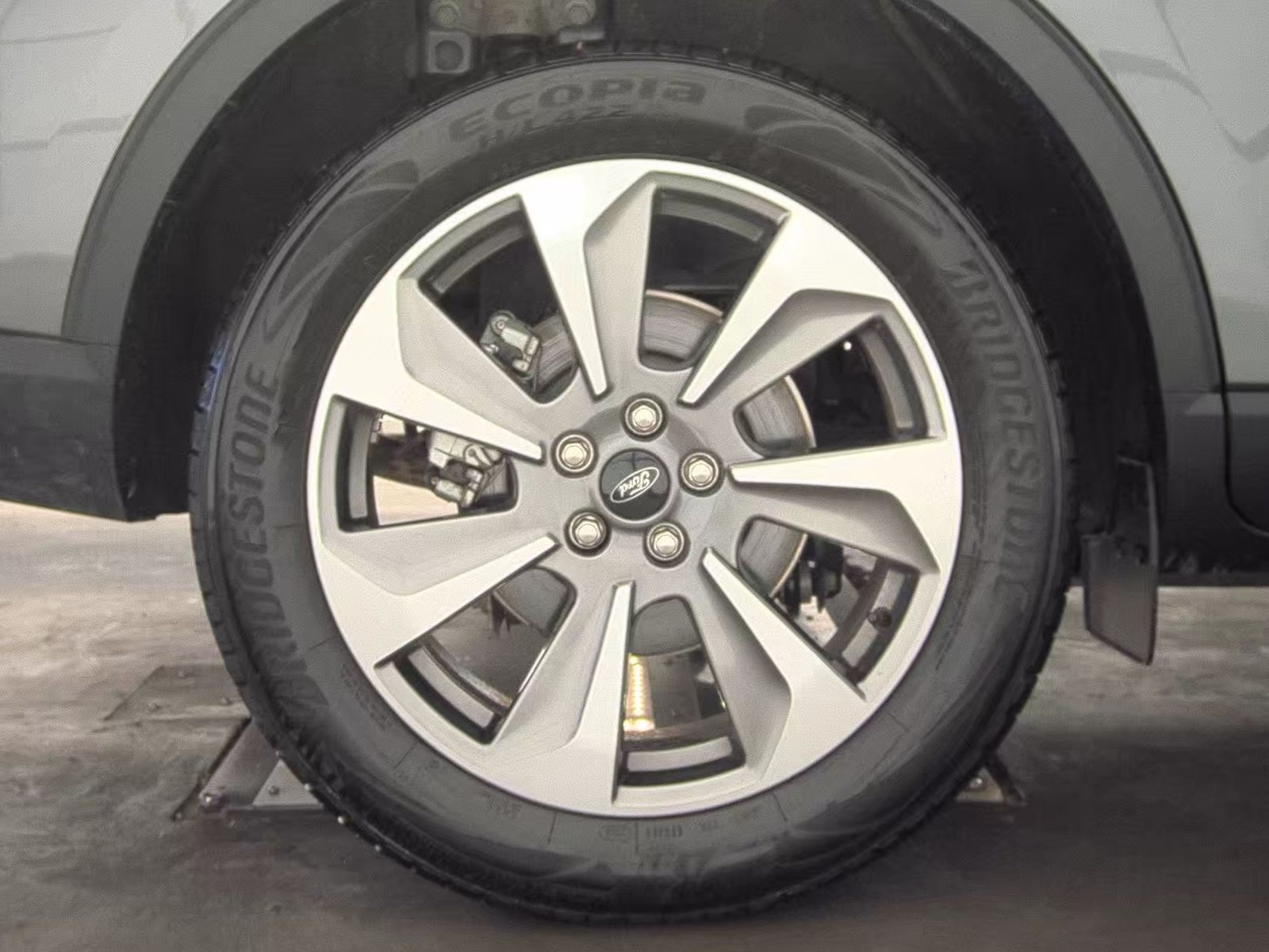 2025 Ford Escape Hybrid Platinum AWD