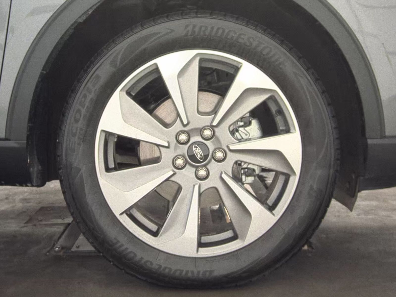 2025 Ford Escape Hybrid Platinum AWD