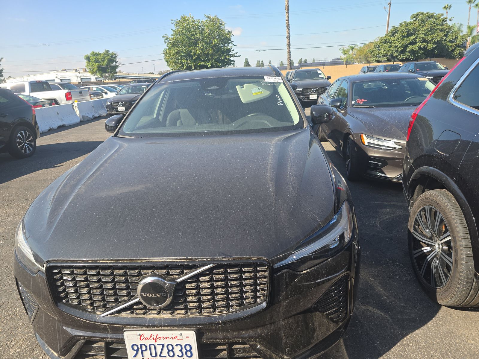 2025 Volvo XC60 B5 Plus AWD