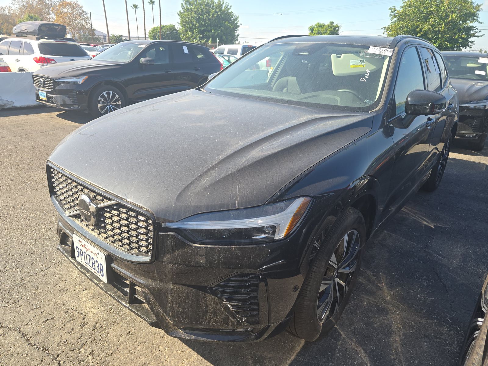 2025 Volvo XC60 B5 Plus AWD