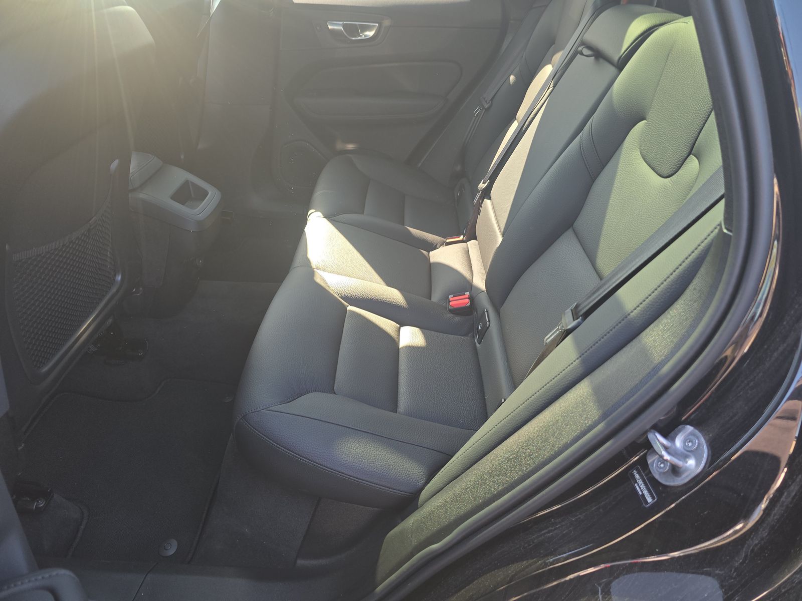 2025 Volvo XC60 B5 Plus AWD