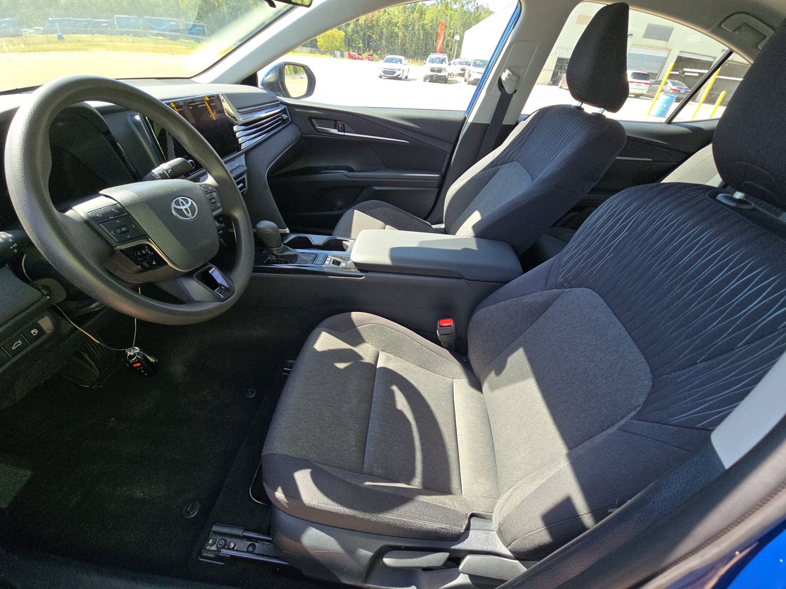 2025 Toyota Camry LE FWD