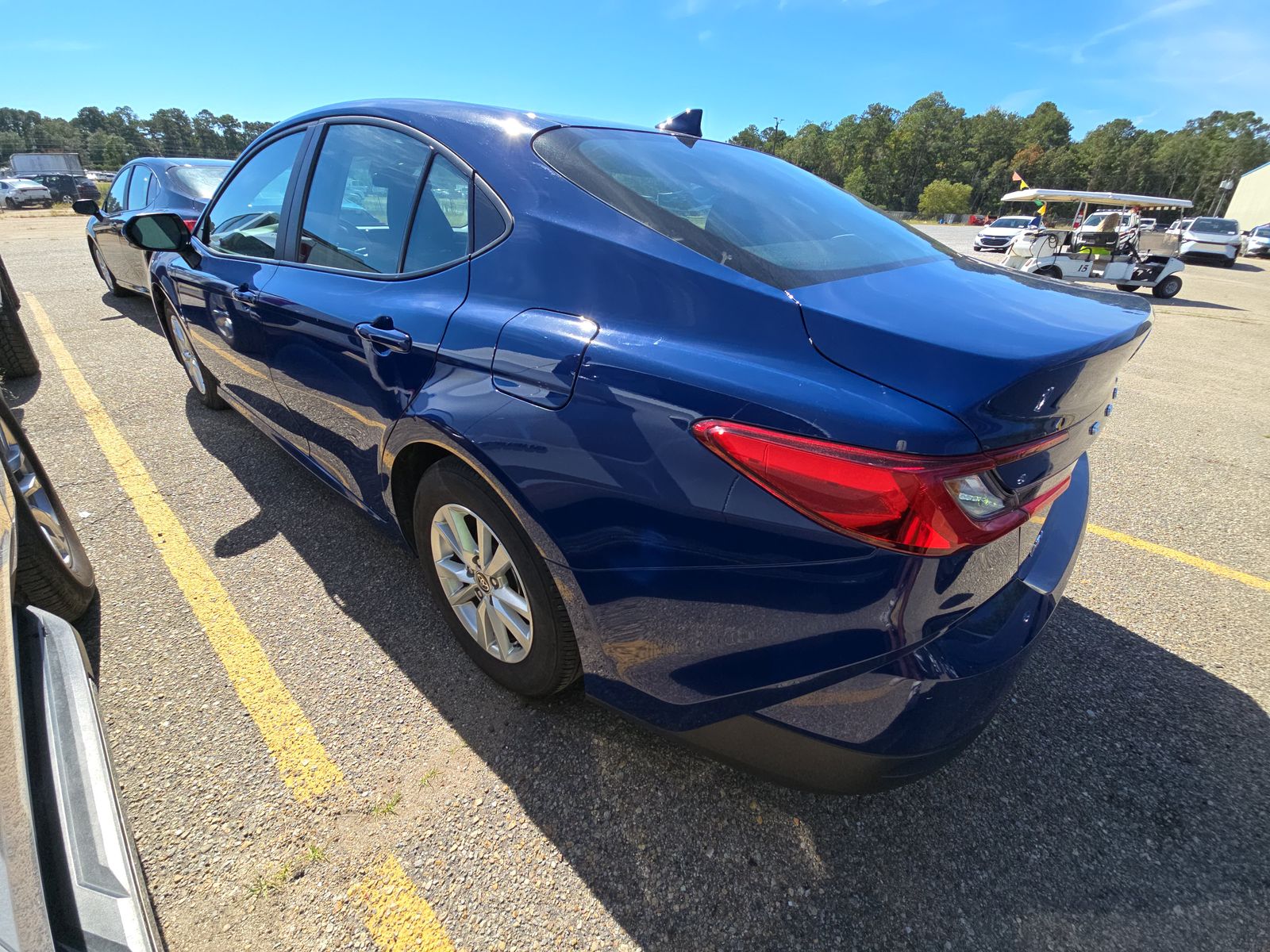 2025 Toyota Camry LE FWD