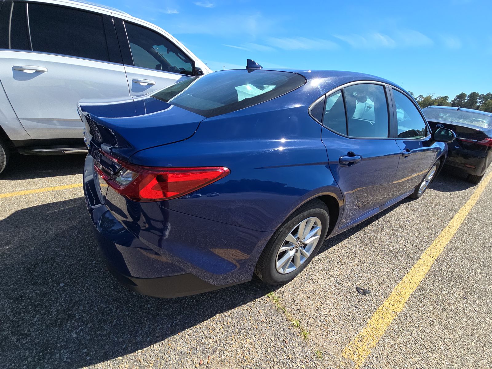 2025 Toyota Camry LE FWD