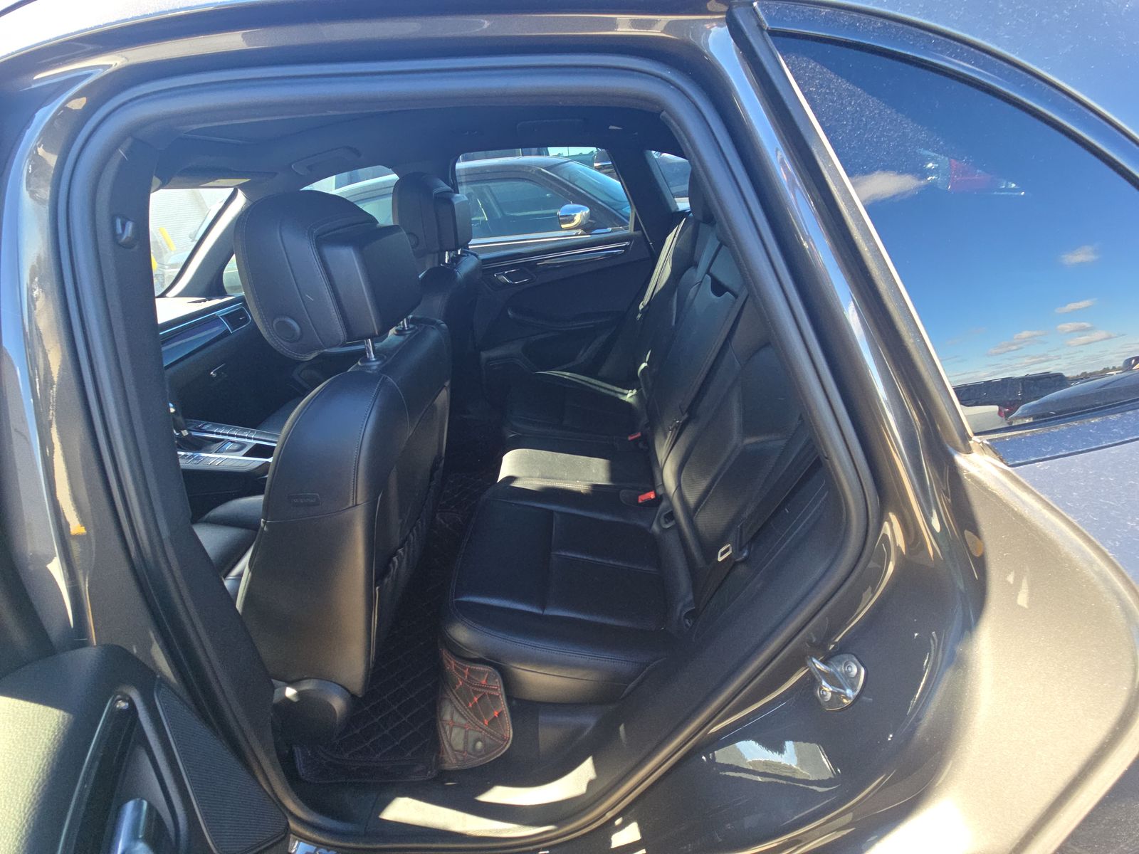 2015 Porsche Macan S AWD