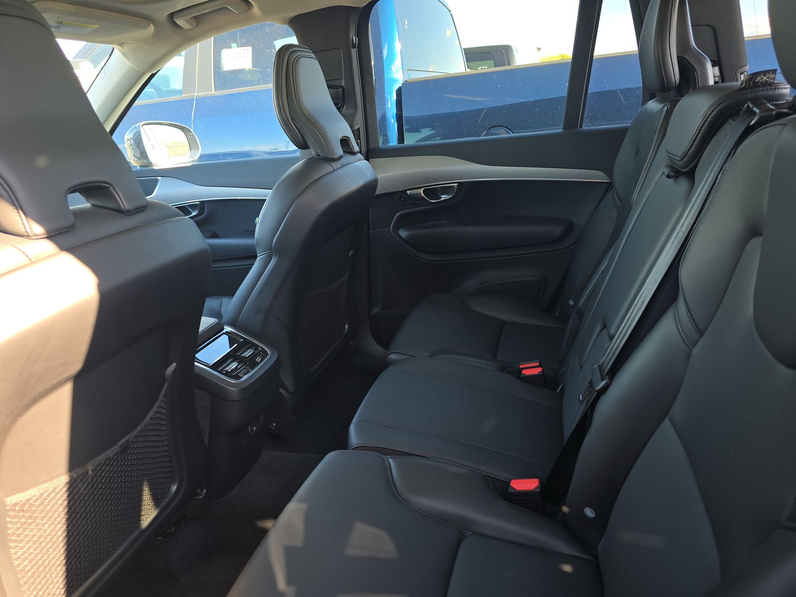 2025 Volvo XC90 B5 Core AWD