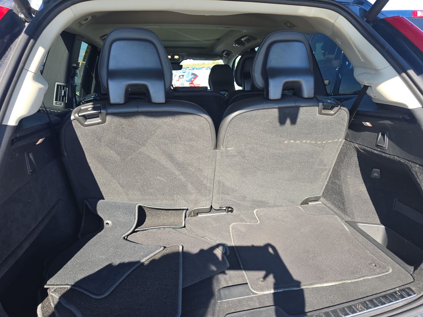 2025 Volvo XC90 B5 Core AWD