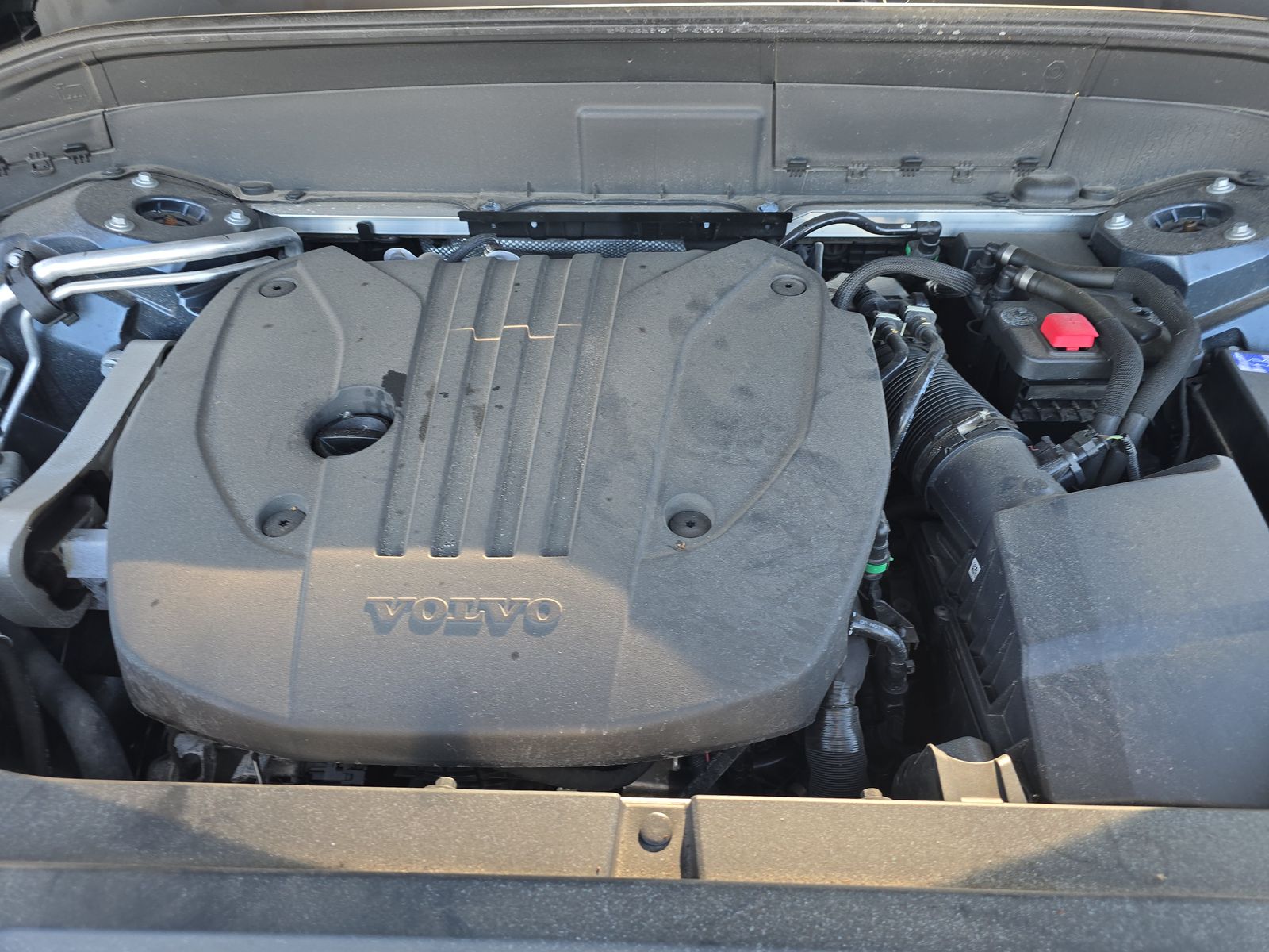 2025 Volvo XC90 B5 Core AWD