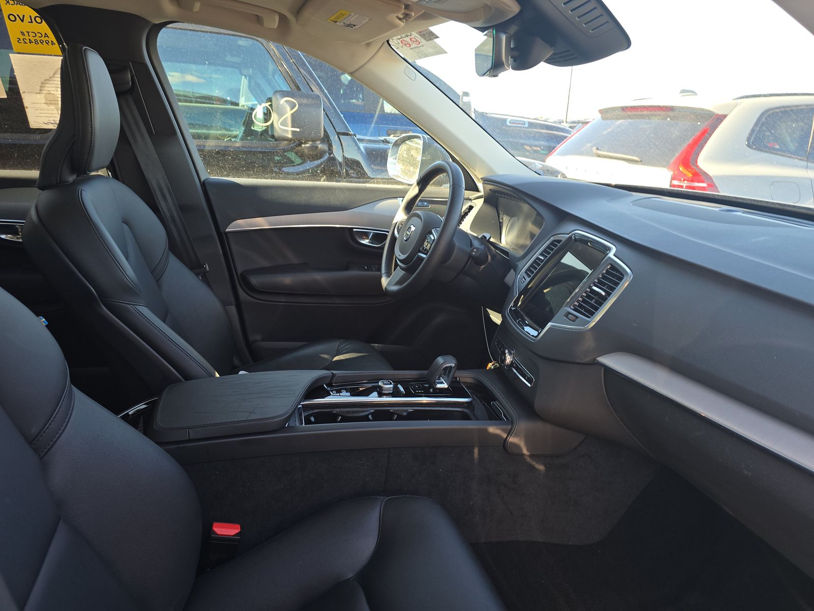 2025 Volvo XC90 B5 Core AWD